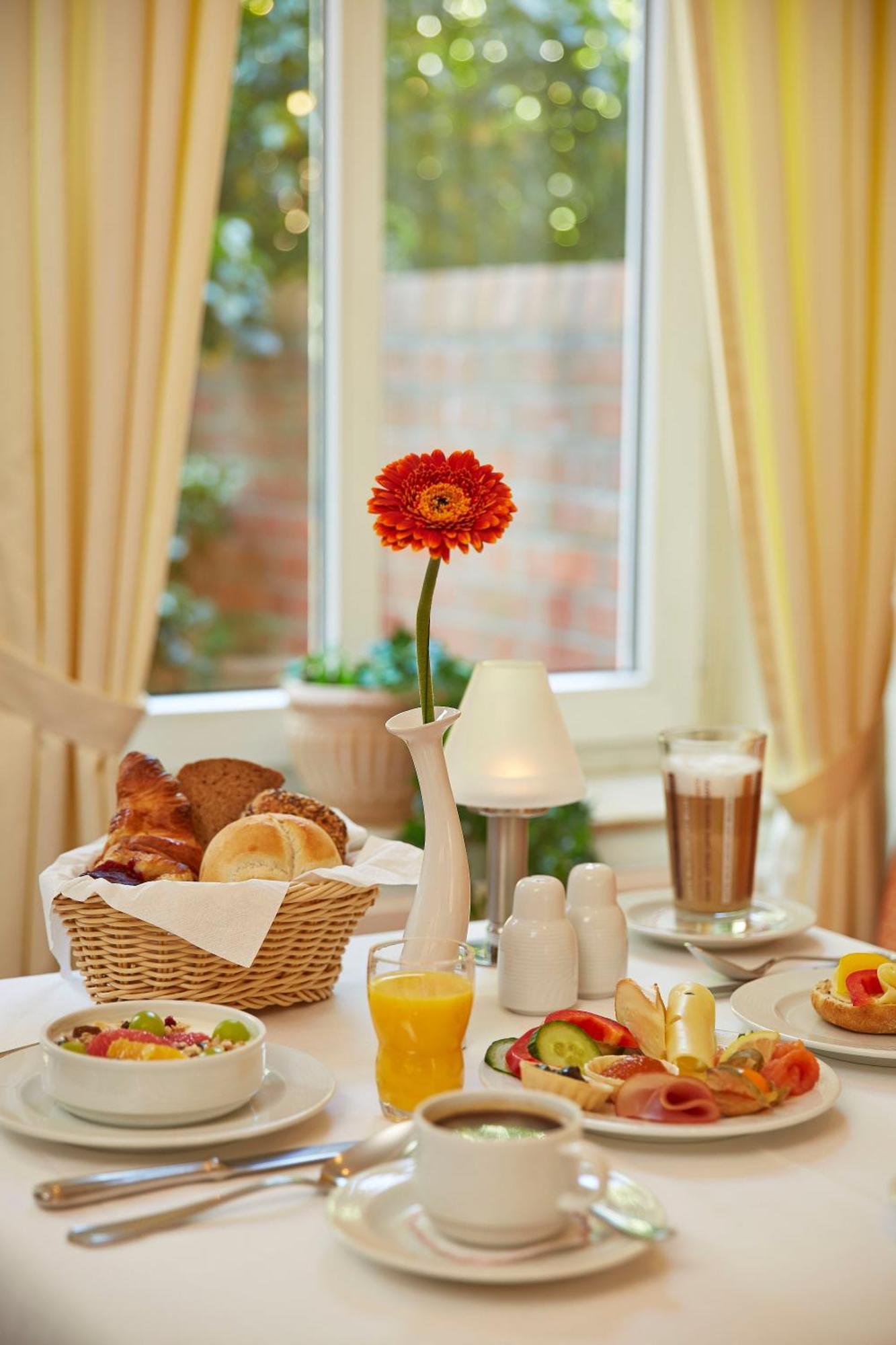 H+ Herzog Widukind Hotel 4*